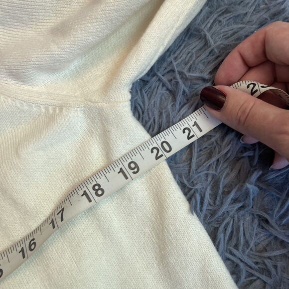 New York & Company Cream Sparkle Sequin Holiday Sweater Size L - Picture 5 of 5